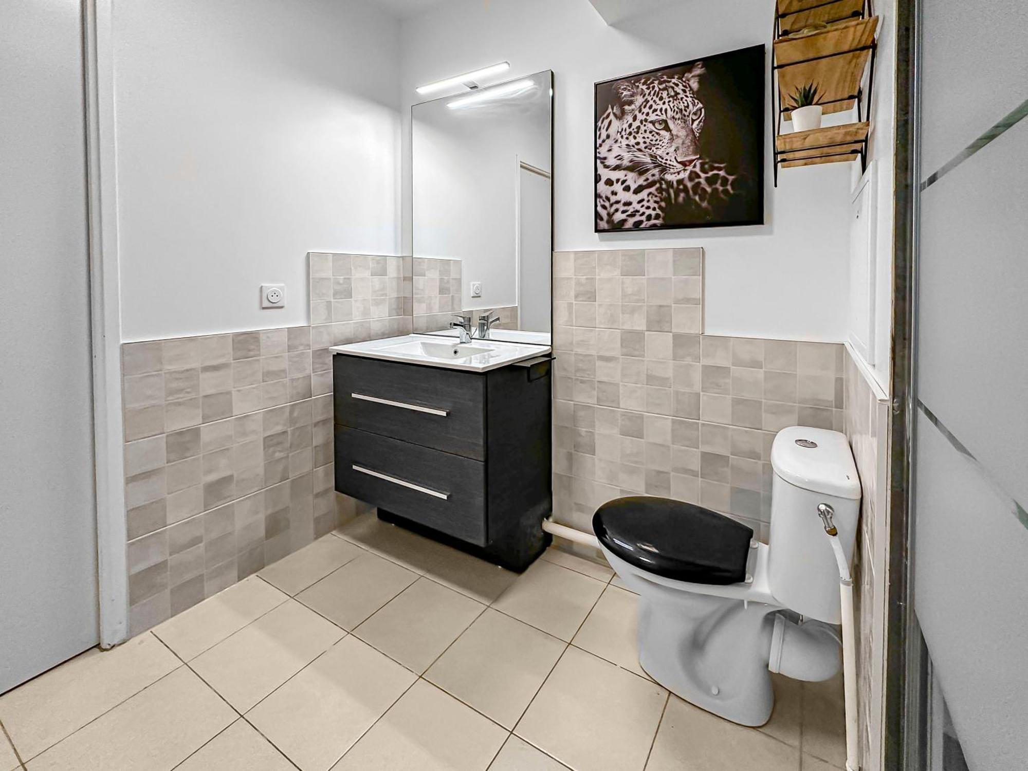 Appartement Le Prestige Terrasse-cocon Familial Cosy, Billard & Jacuzzi Avec Vue Sur Paris *