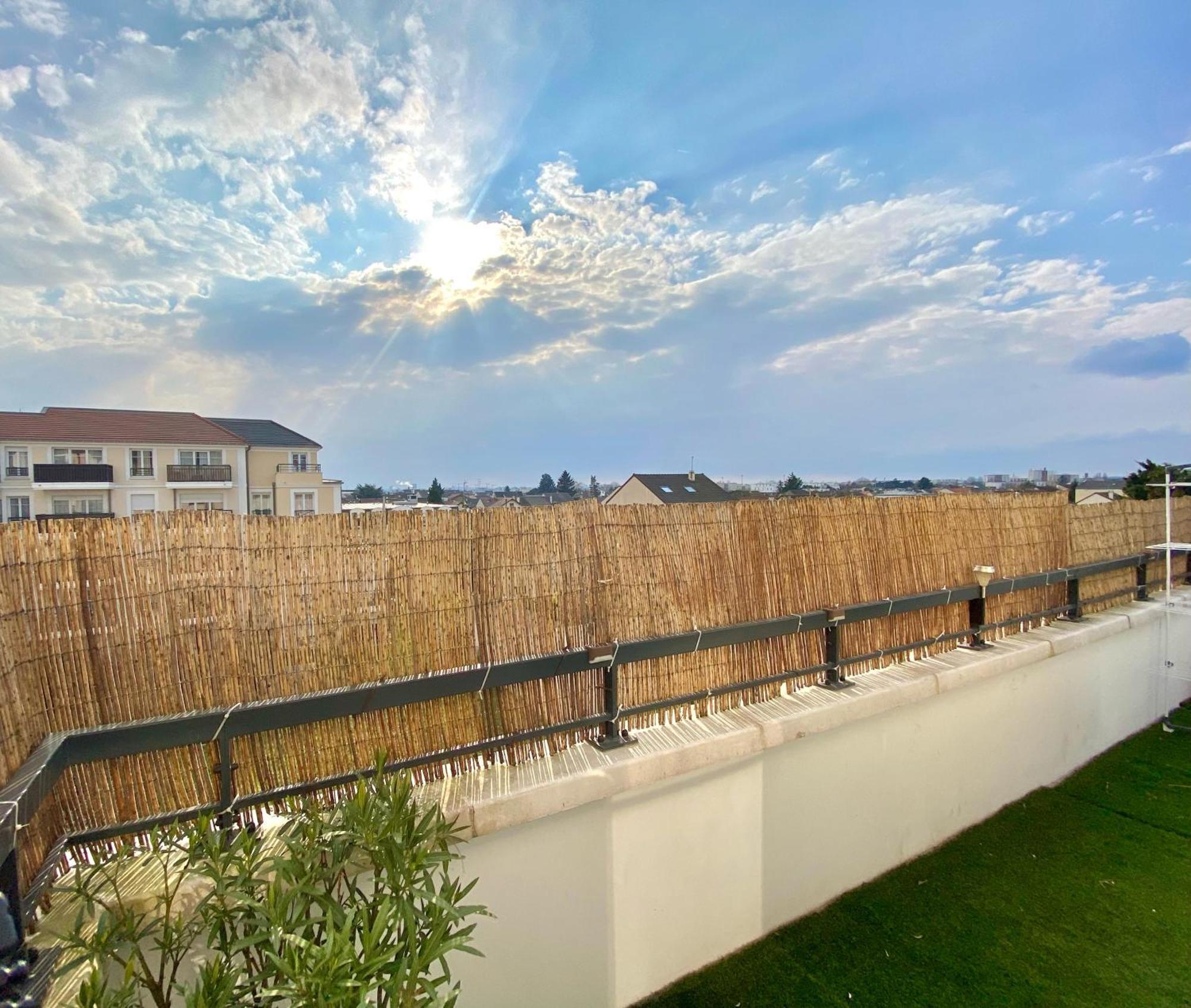 Appartement Le Prestige Terrasse-cocon Familial Cosy, Billard & Jacuzzi Avec Vue Sur Paris